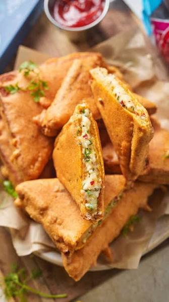Butter Garlic Pakoda